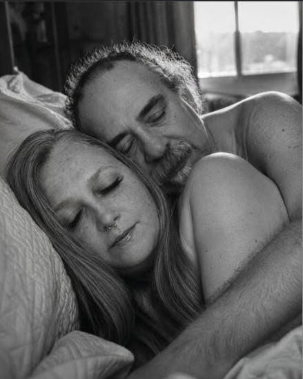 5 Things Men Must Realize About Loving a Woman Whos Carried the World Alone
